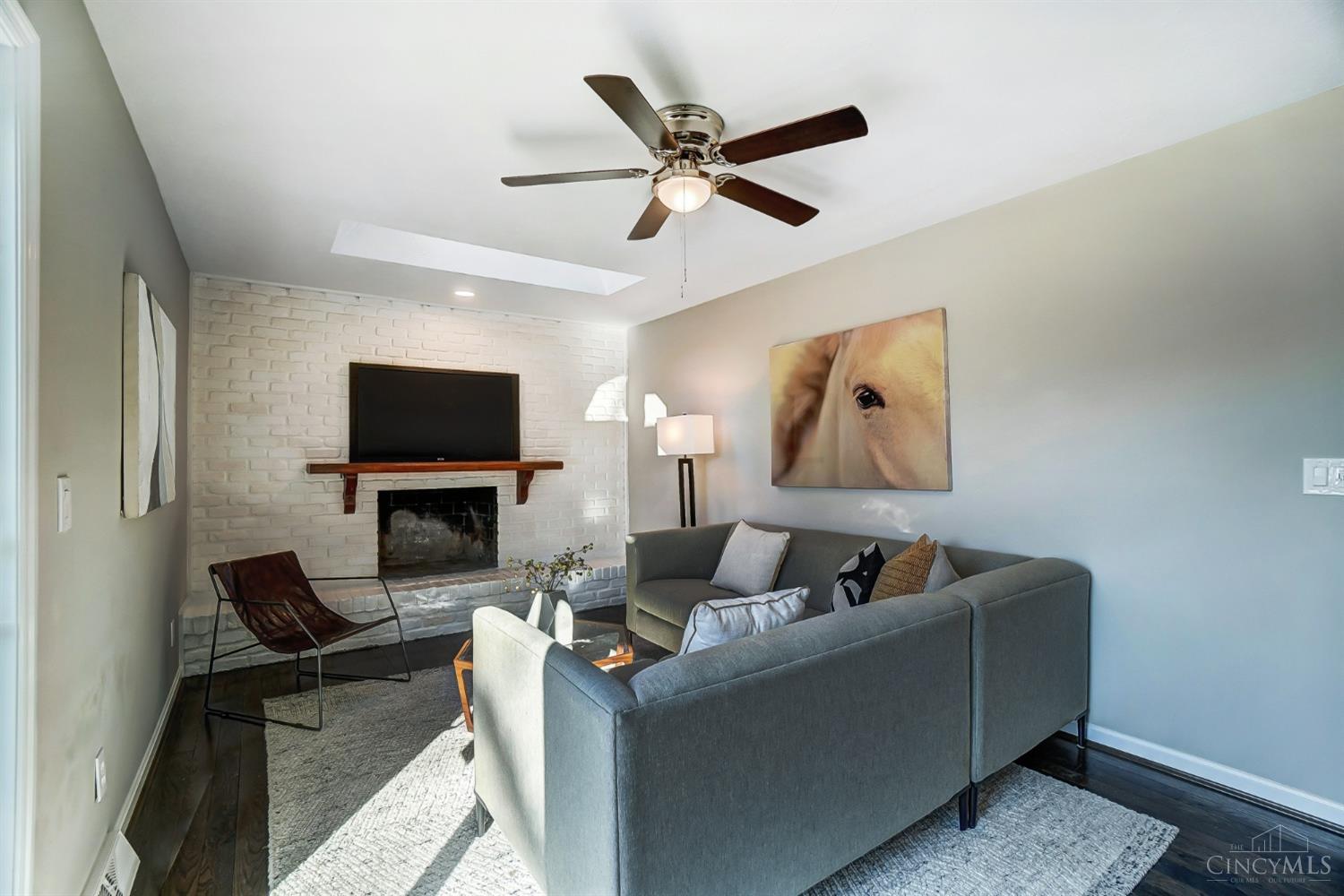 1837 Vanderbilt Drive