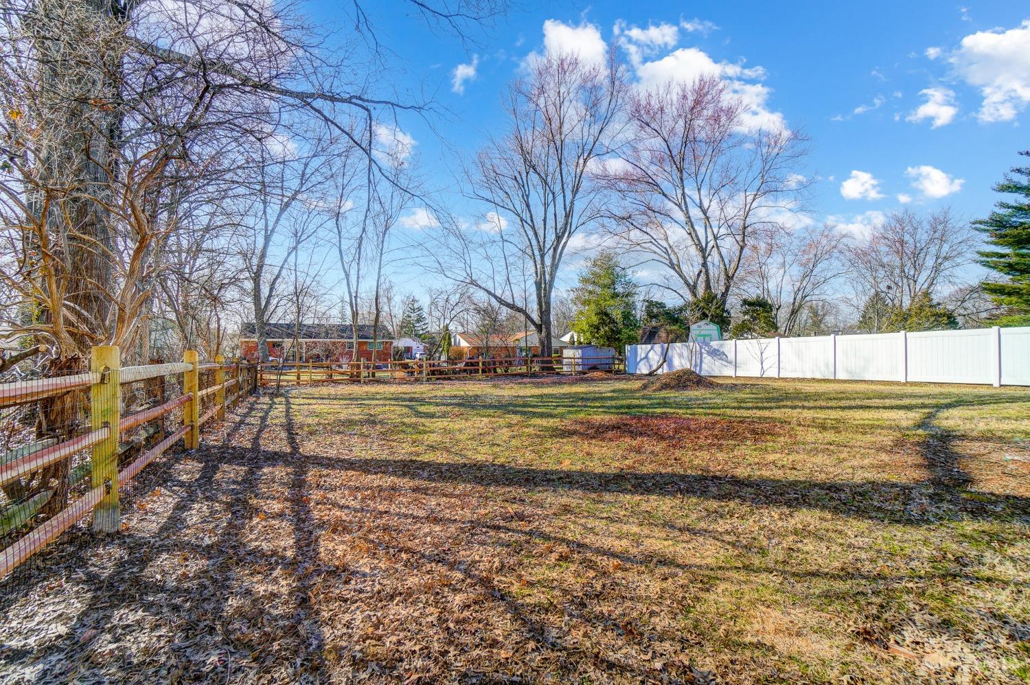 1837 Vanderbilt Drive