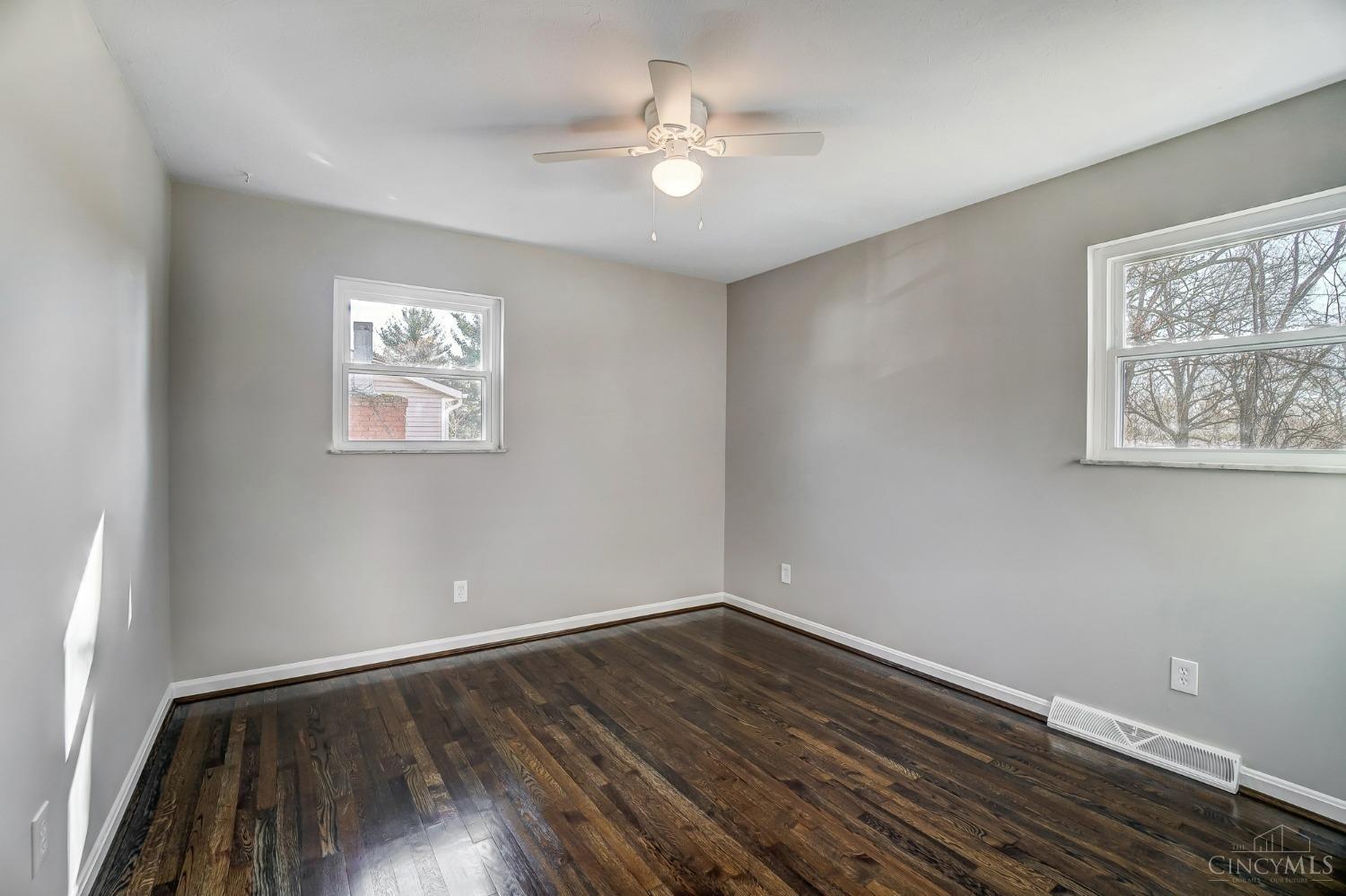 1837 Vanderbilt Drive