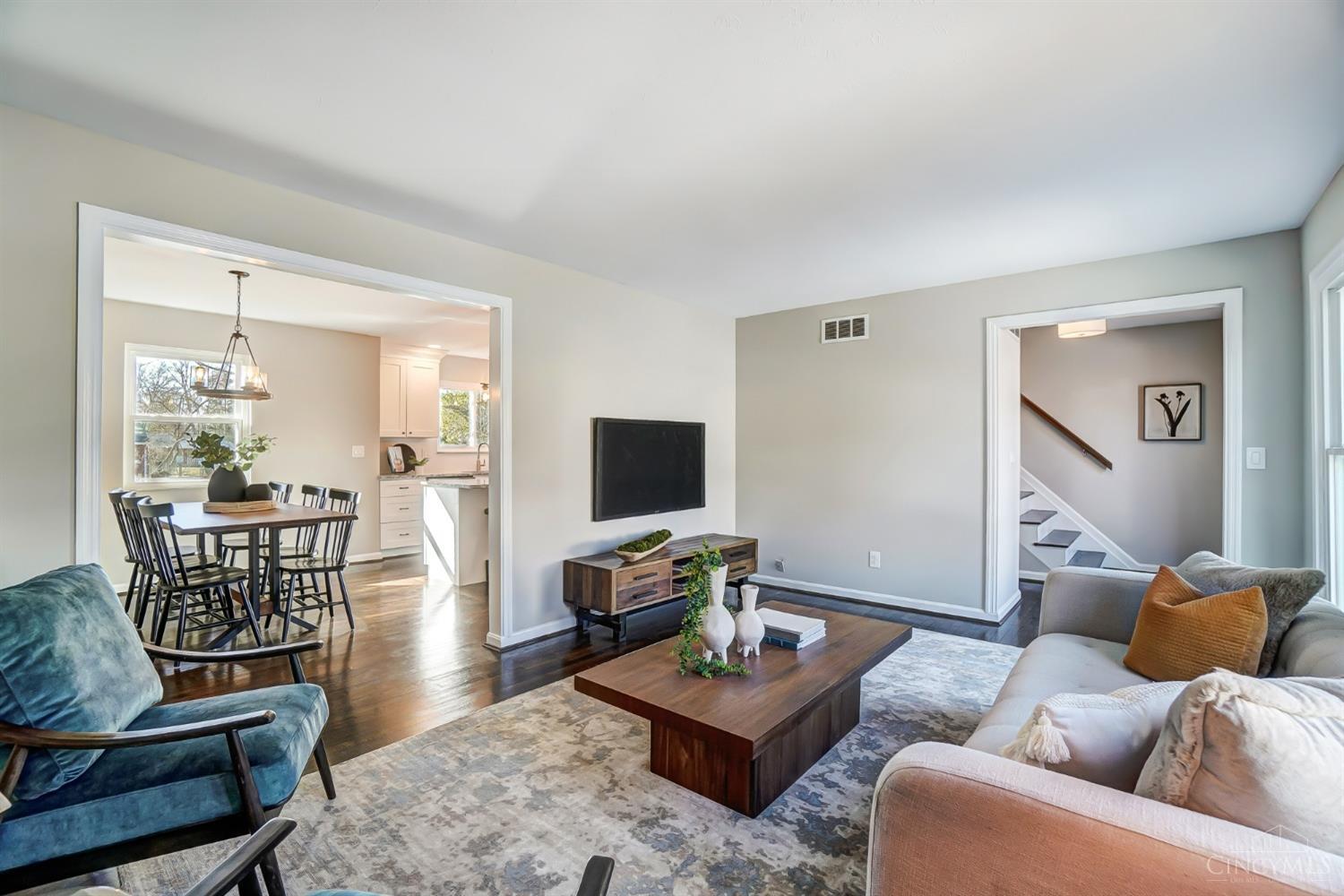 1837 Vanderbilt Drive