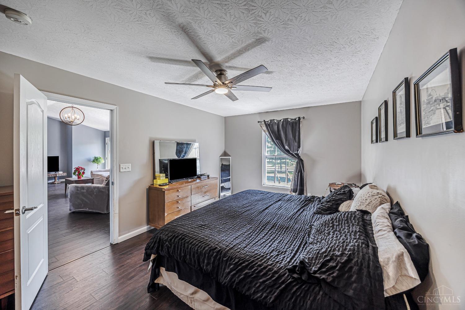 4010 Ponder Drive