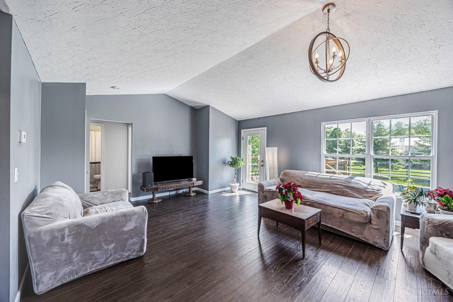 4010 Ponder Drive