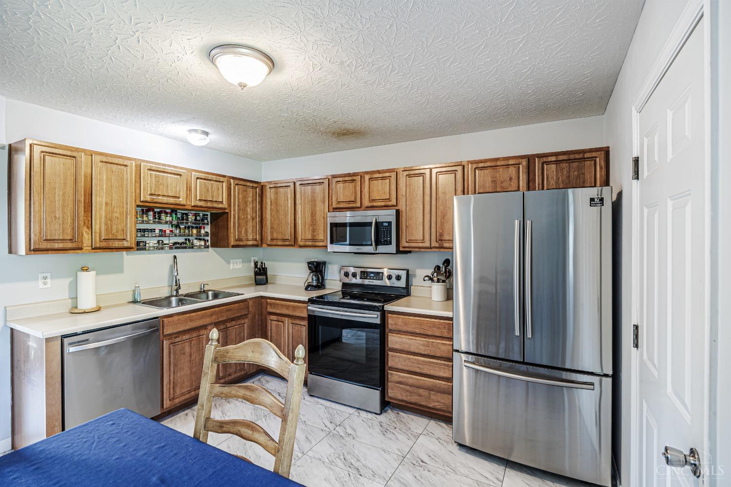 4010 Ponder Drive