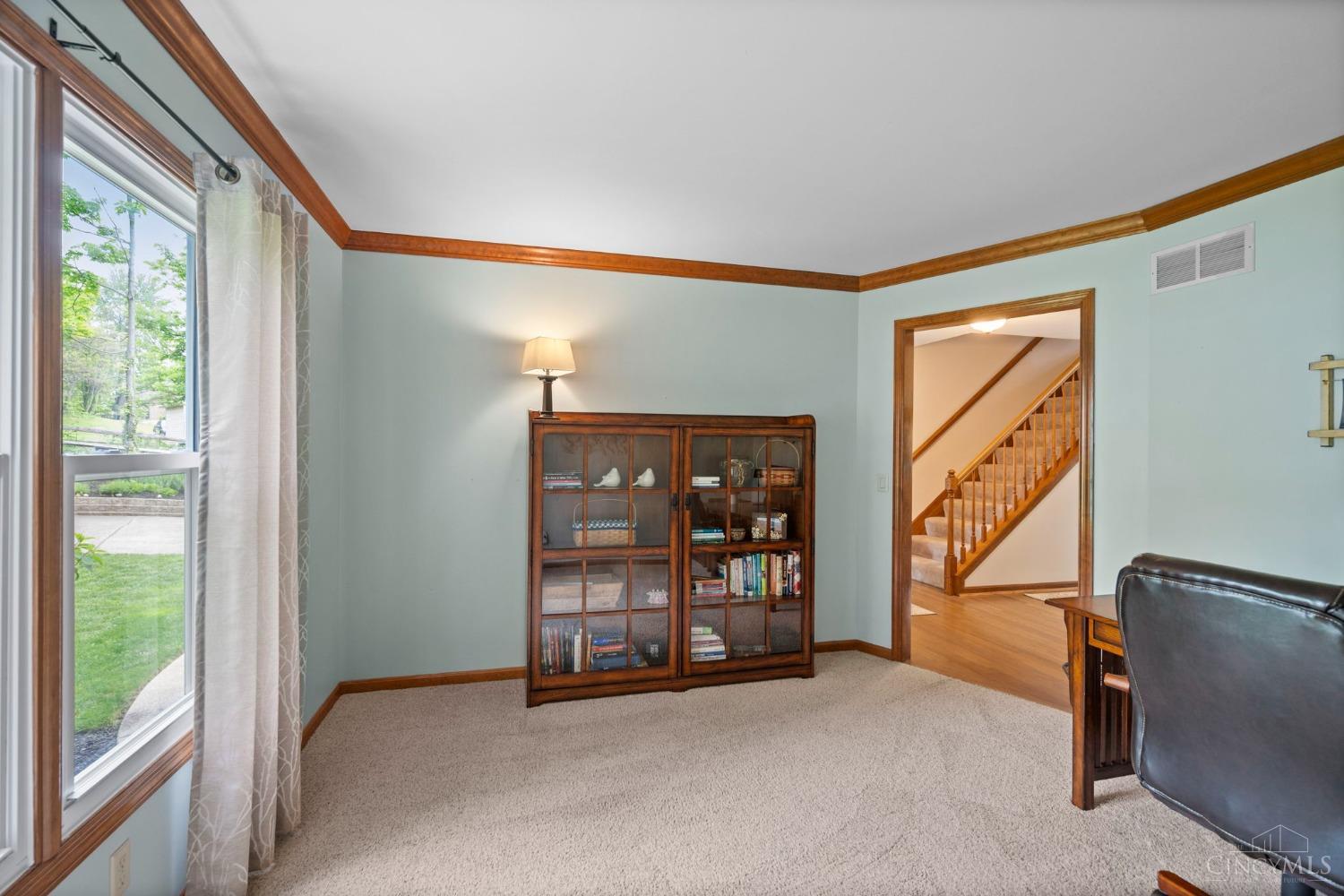 871 Surrey Trail