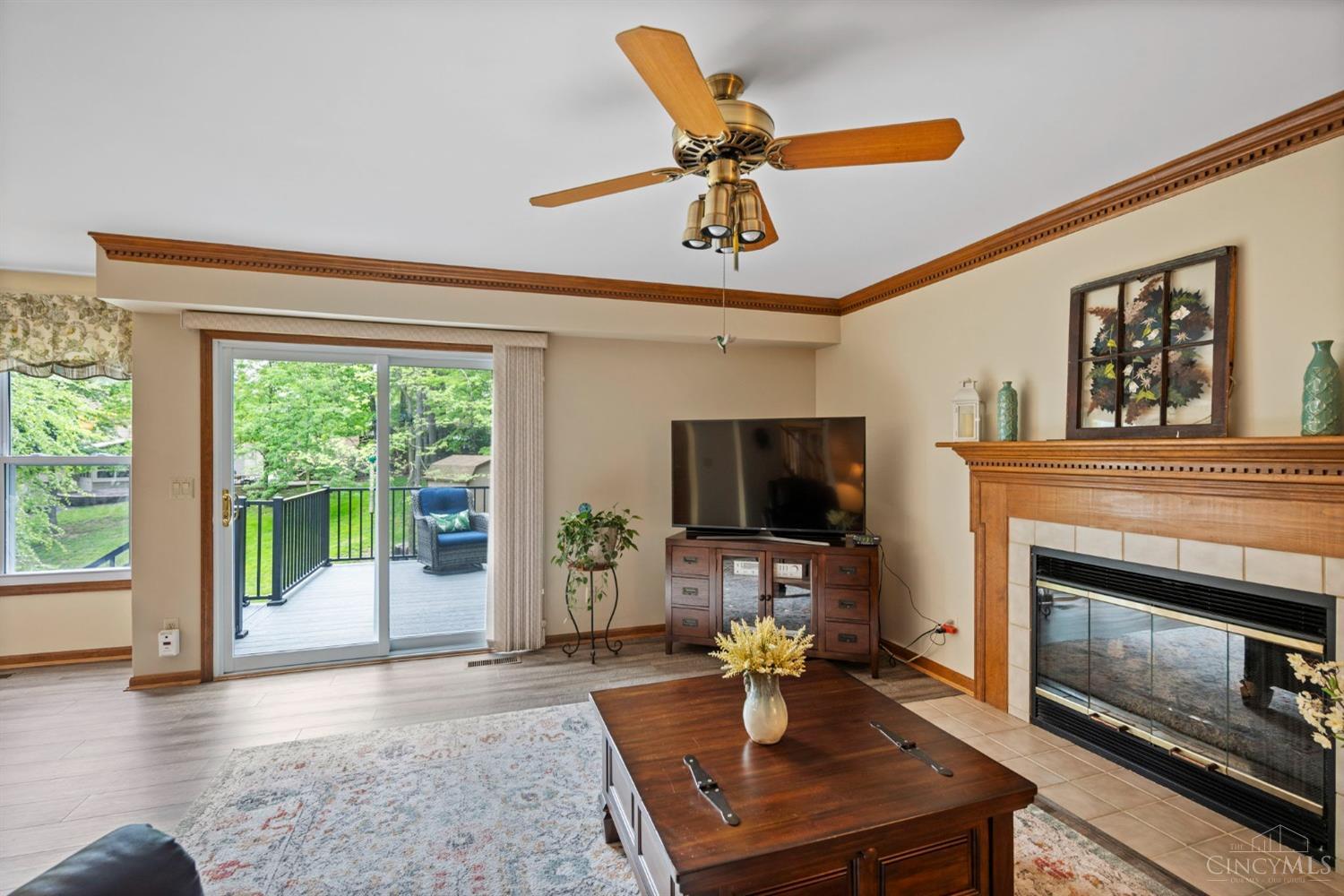 871 Surrey Trail