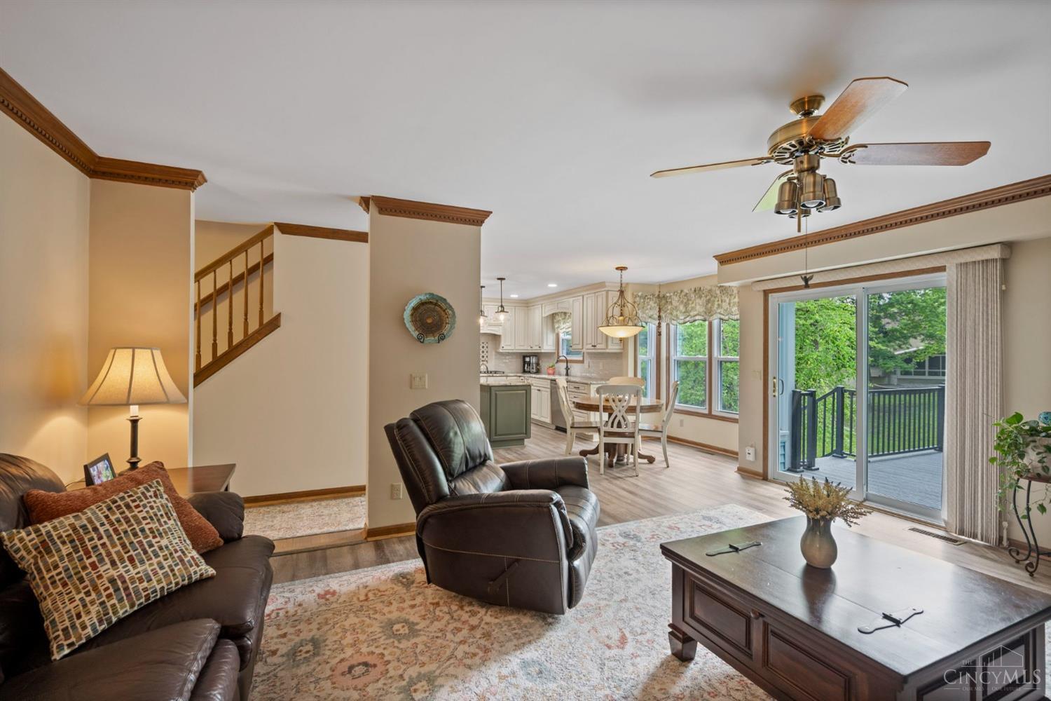 871 Surrey Trail