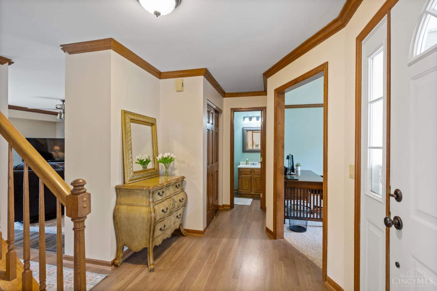 871 Surrey Trail