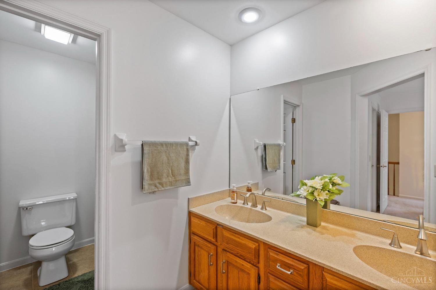 871 Surrey Trail