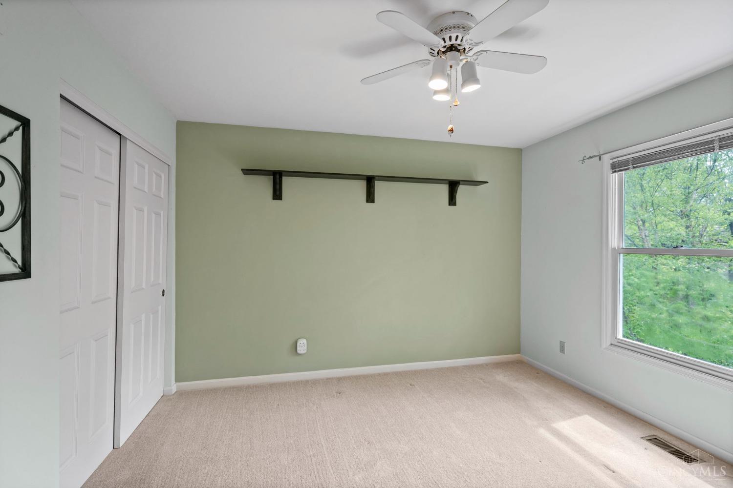 871 Surrey Trail