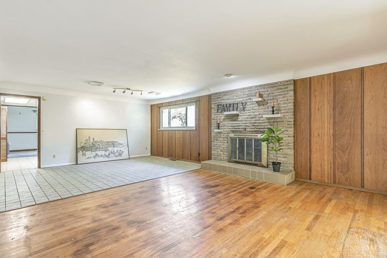 3838 Lincoln Road