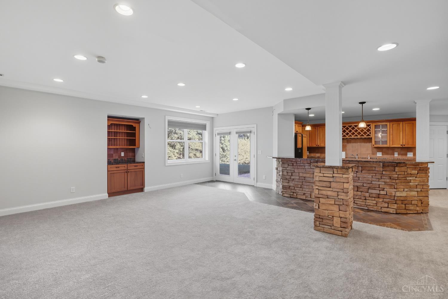 2196 Quail Run Farm Lane