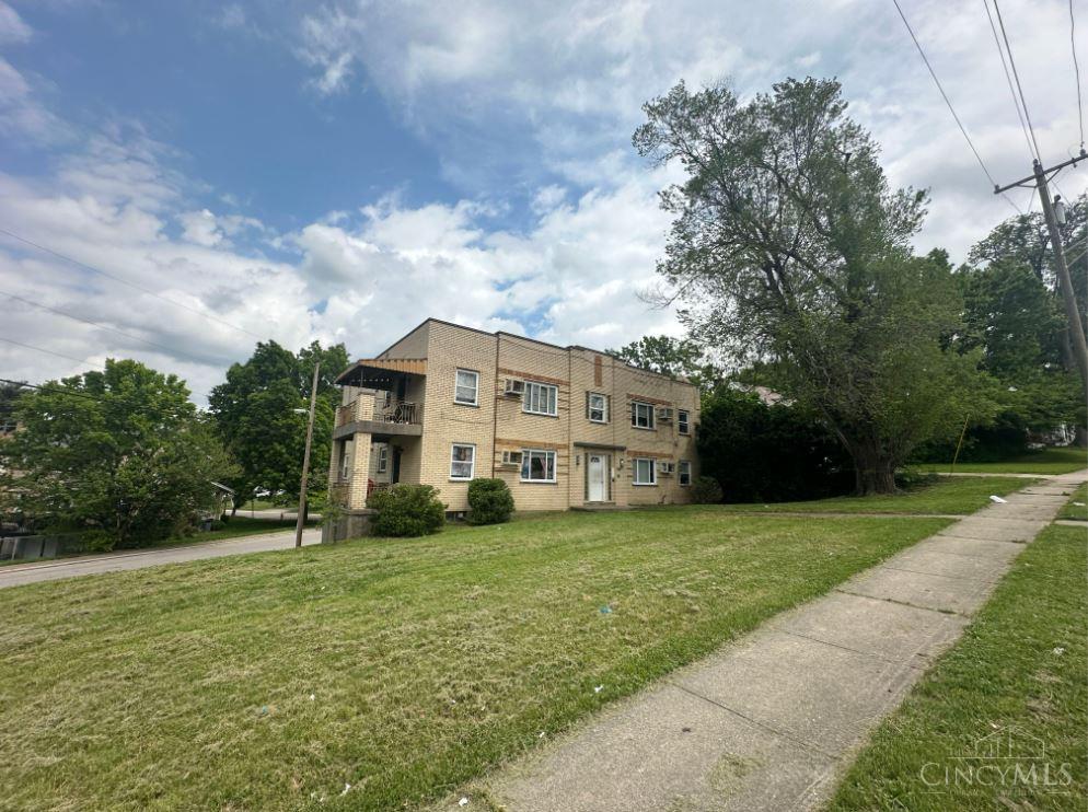 3246 Queen City Avenue