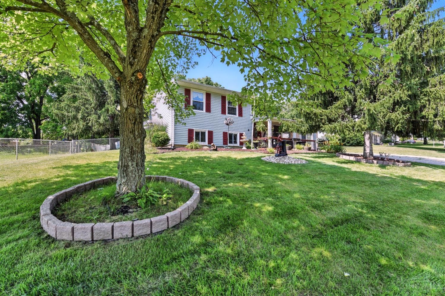 1901 Leway Drive