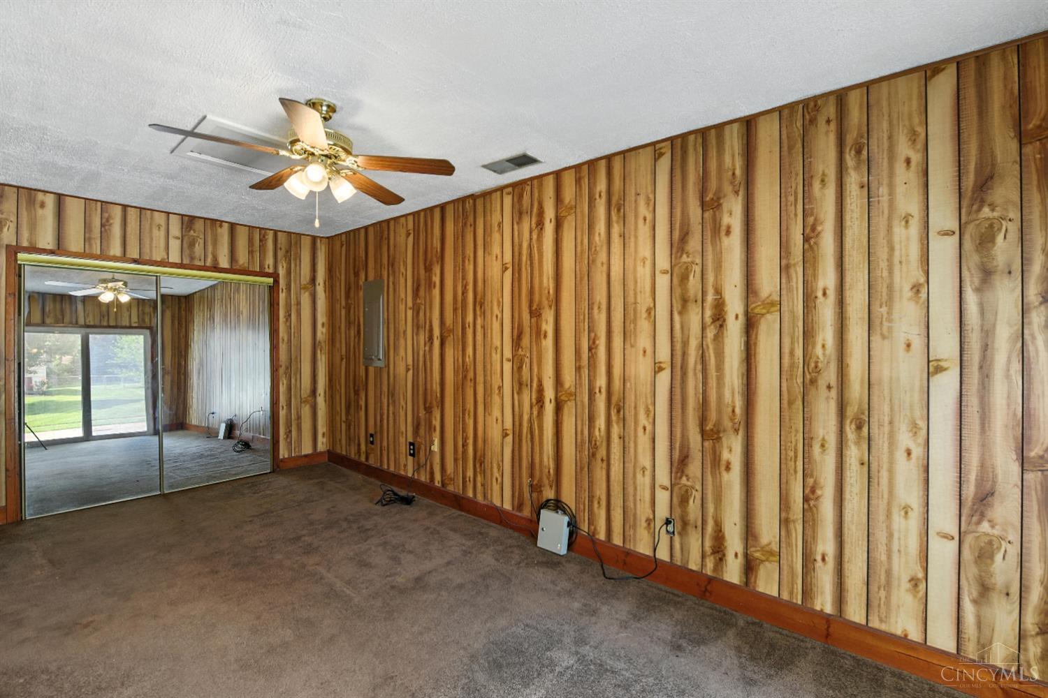 1901 Leway Drive