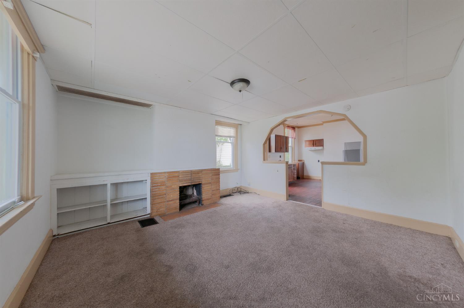 1247 Beech