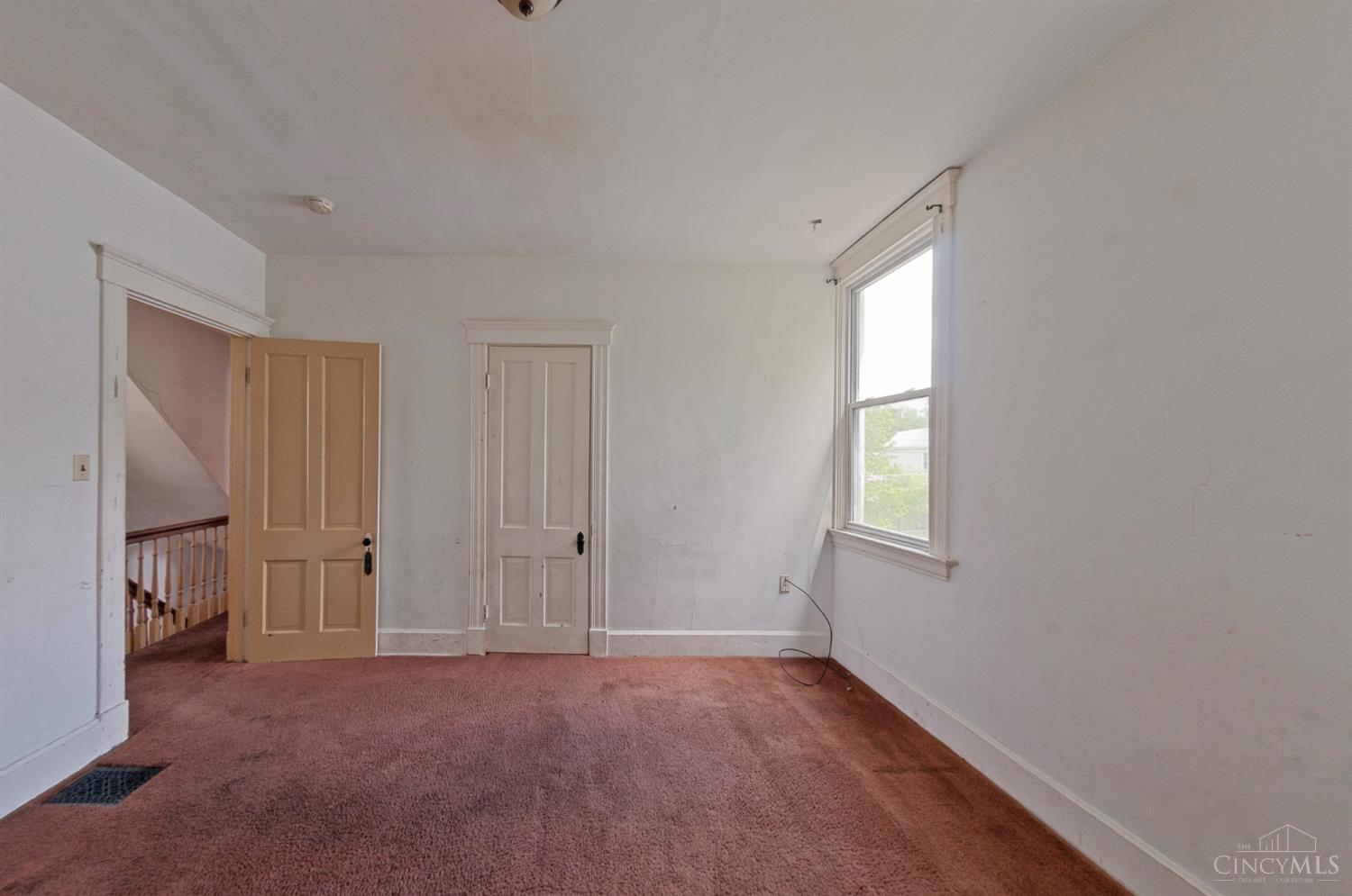 1247 Beech