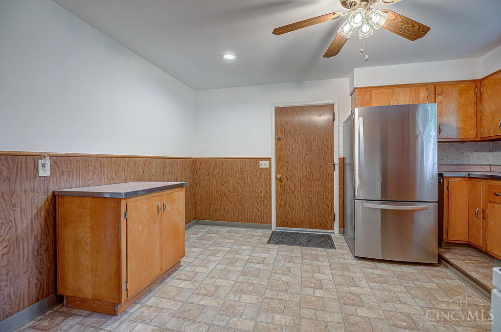 3355 Greenbush Avenue