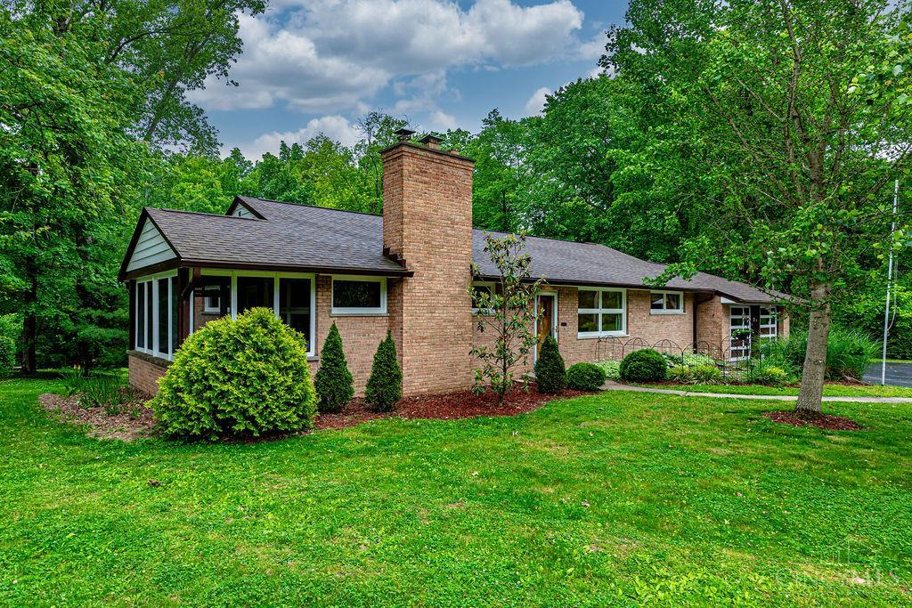 3355 Greenbush Avenue