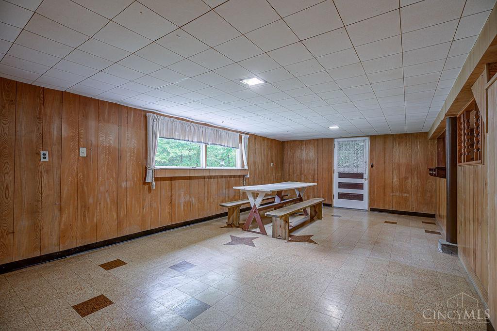 3355 Greenbush Avenue