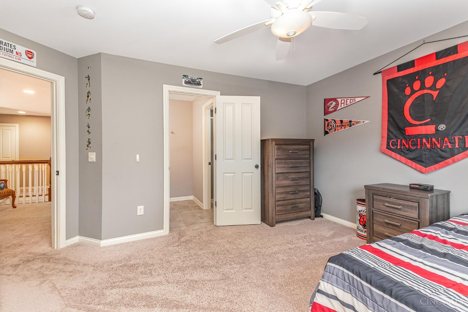 1546 Jacks Way