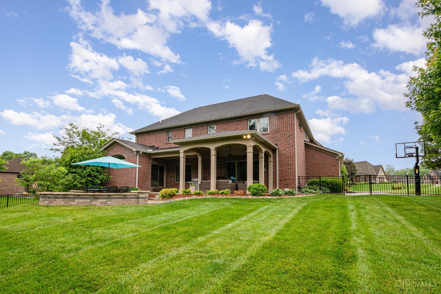 1546 Jacks Way