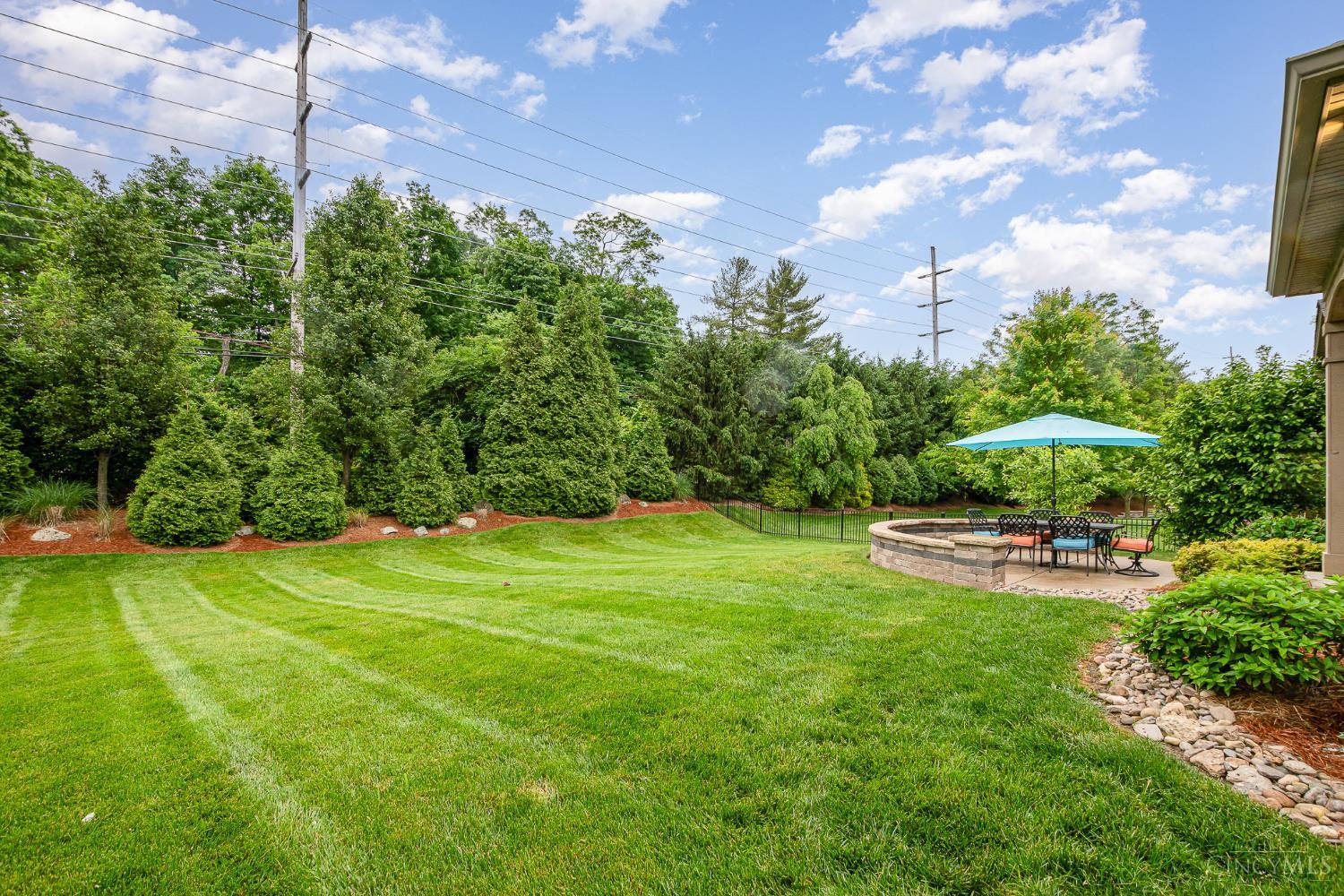 1546 Jacks Way