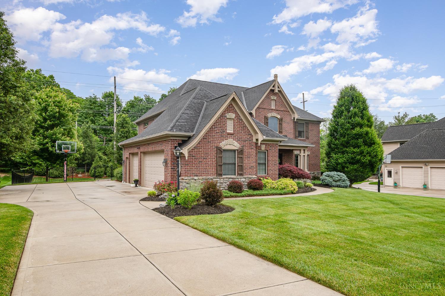 1546 Jacks Way