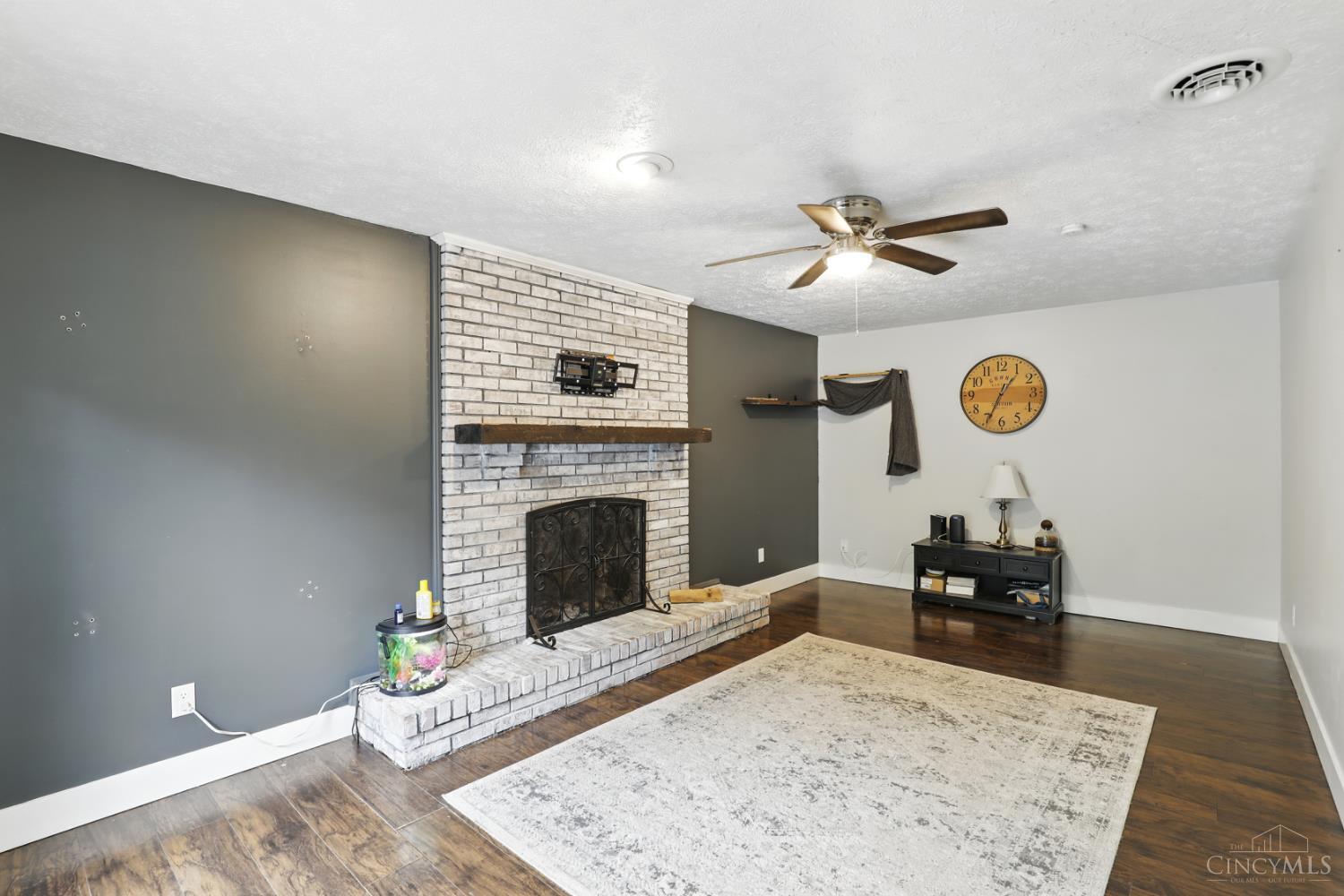 2031 Woodville Pike