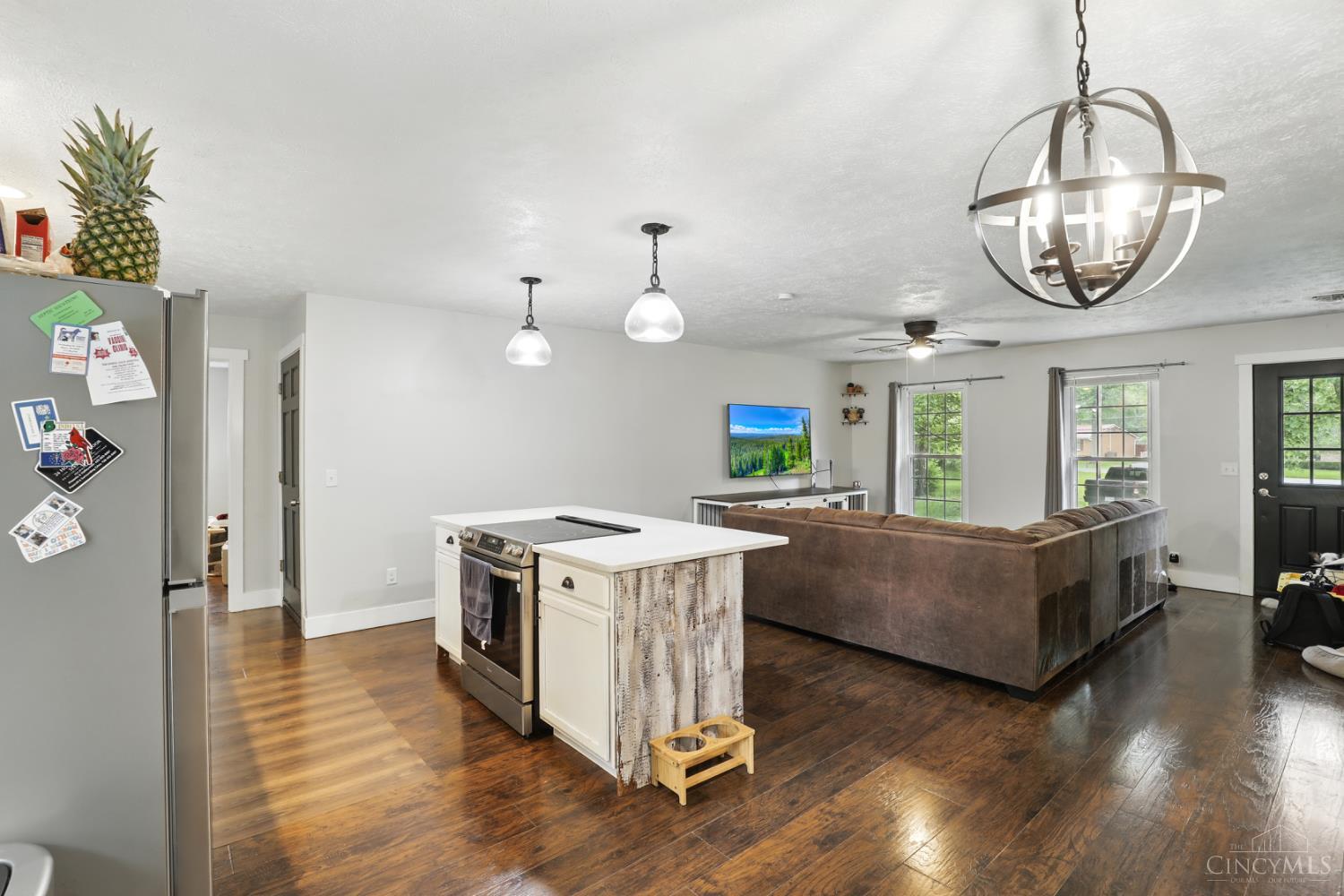 2031 Woodville Pike
