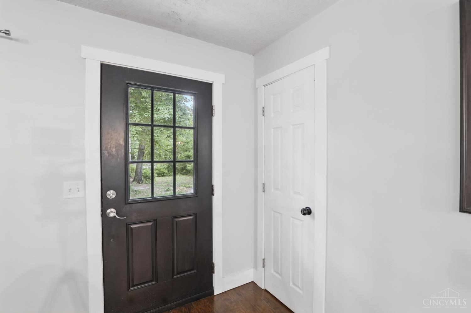 2031 Woodville Pike