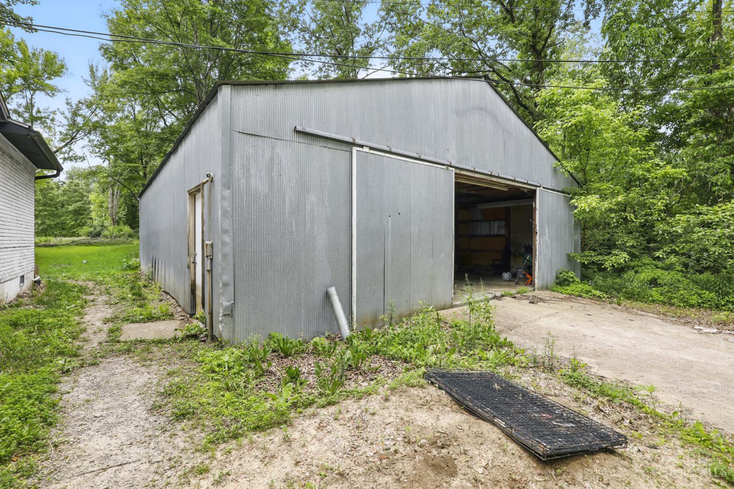 2031 Woodville Pike