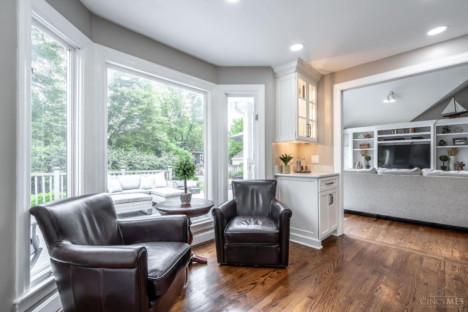 8 Denison Lane