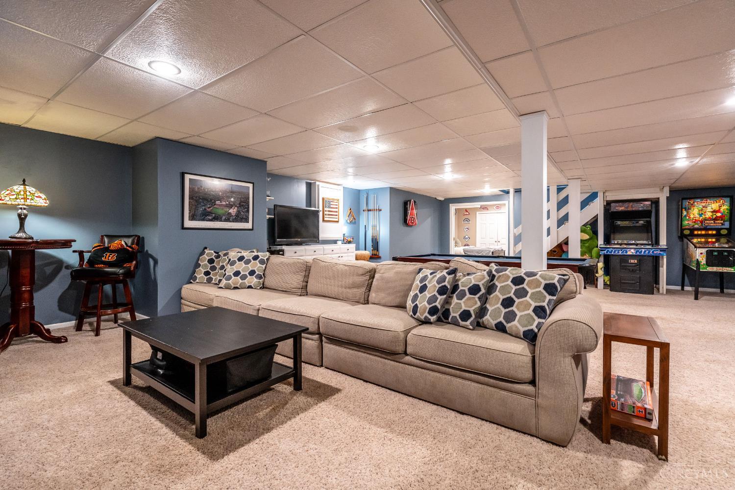 8 Denison Lane