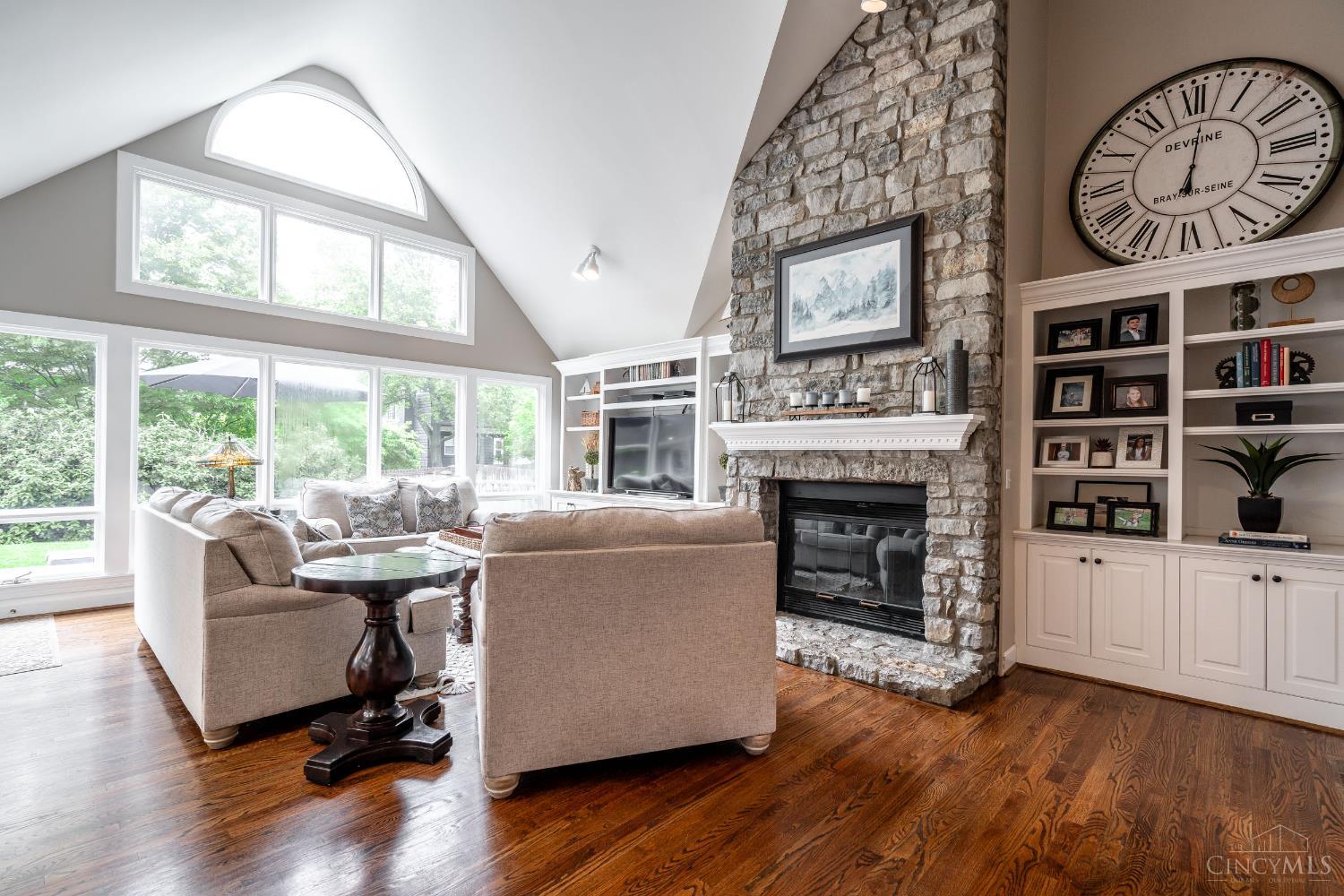8 Denison Lane