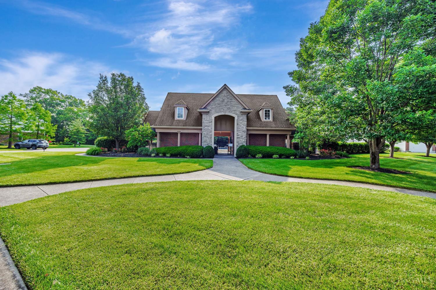 5464 Whispering Springs Road