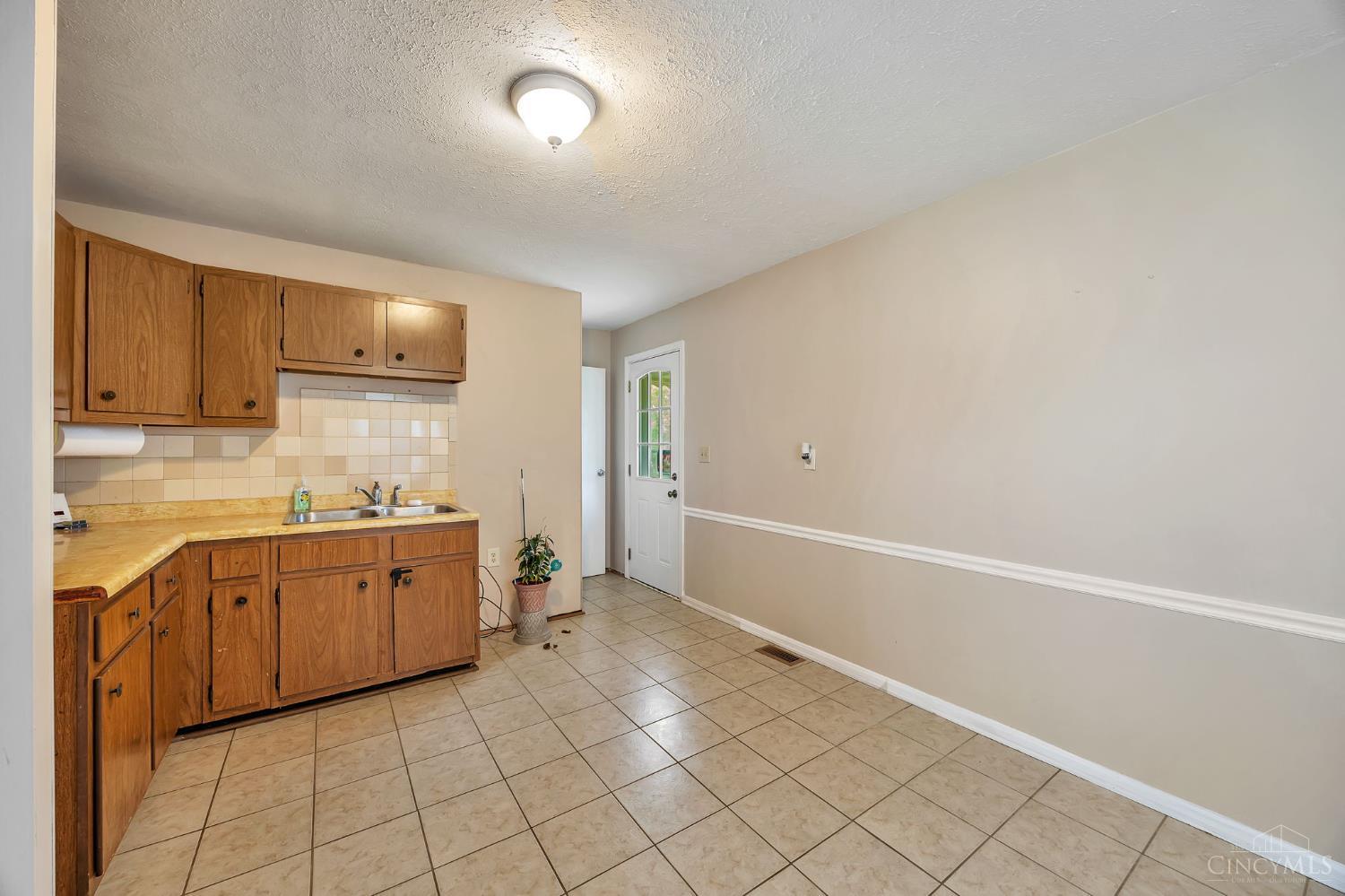 4425 Stockholm Lane