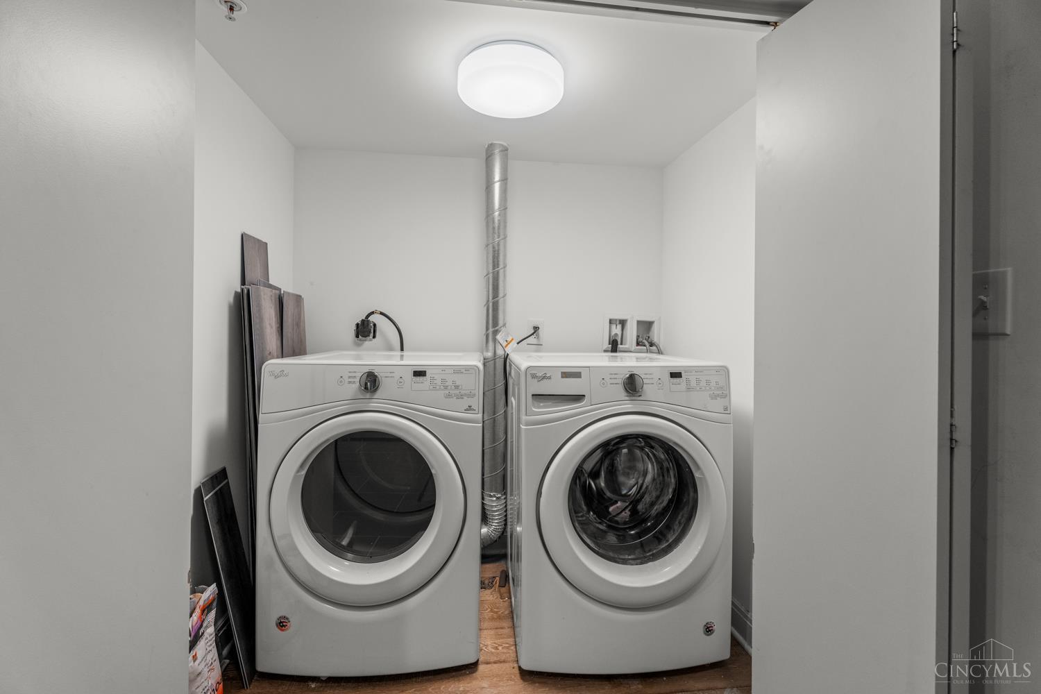 813 Broadway Avenue 203