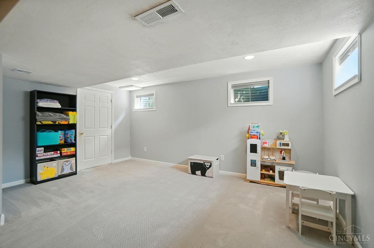 4908 Isaac Lane