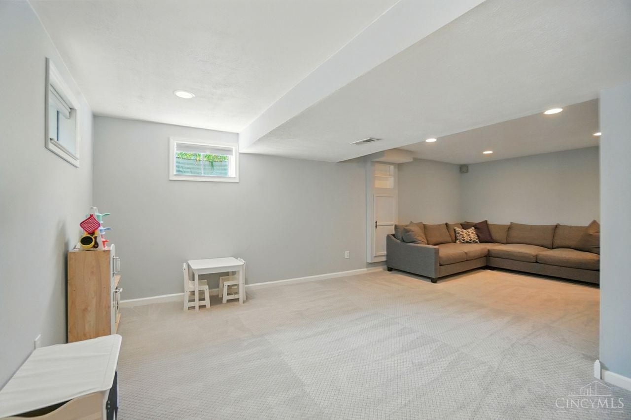 4908 Isaac Lane