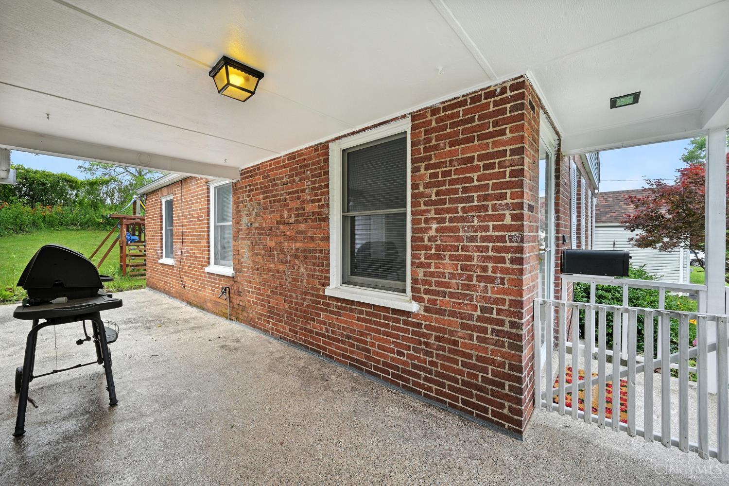 37 Damon Road