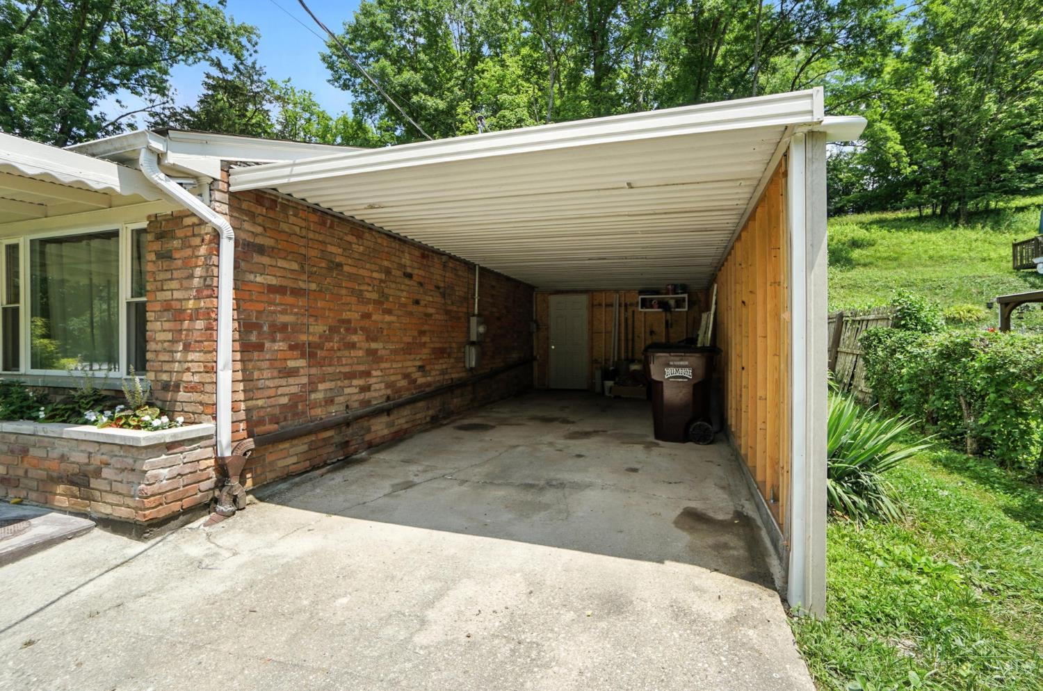 7104 Wesselman Road