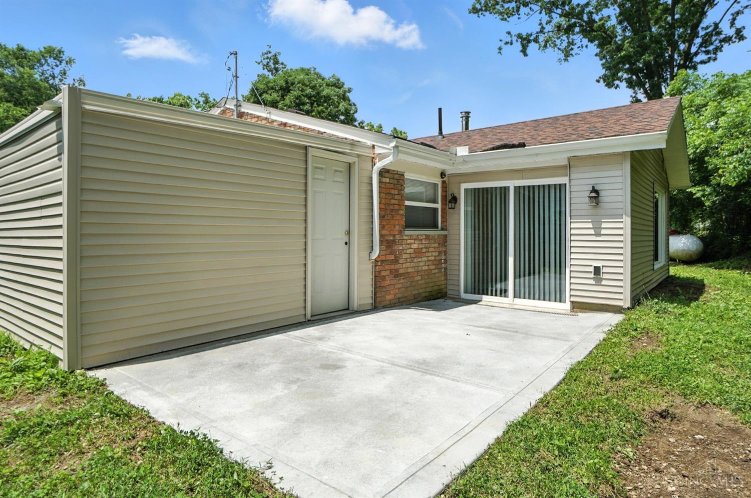 7104 Wesselman Road