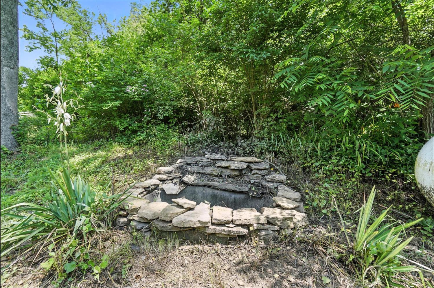 7104 Wesselman Road