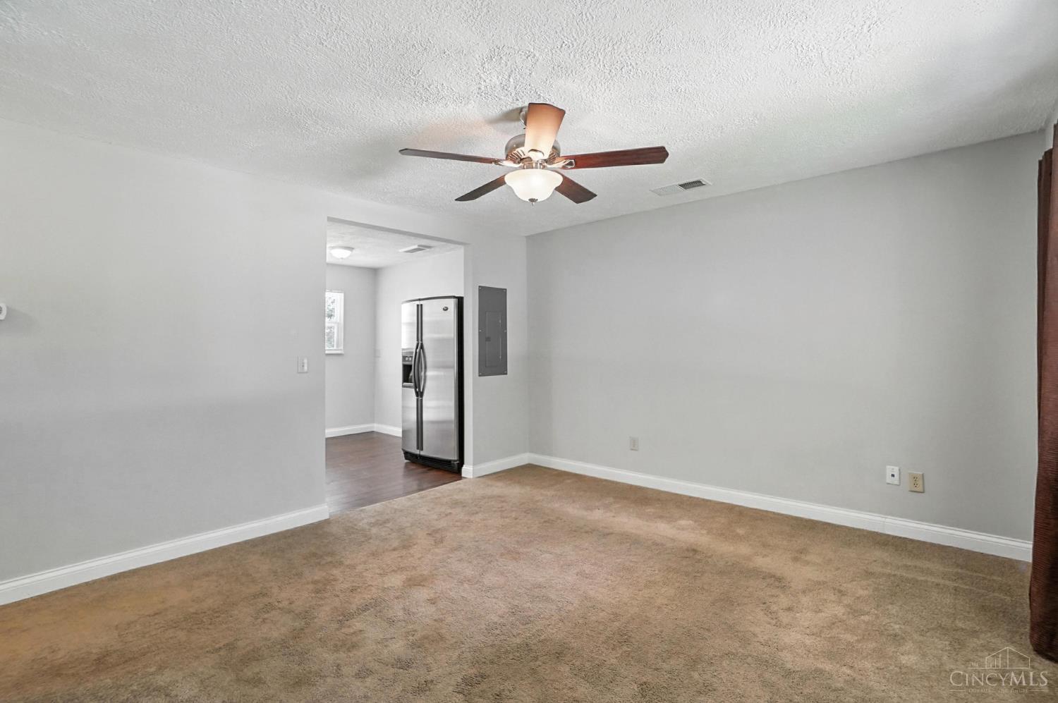 7104 Wesselman Road