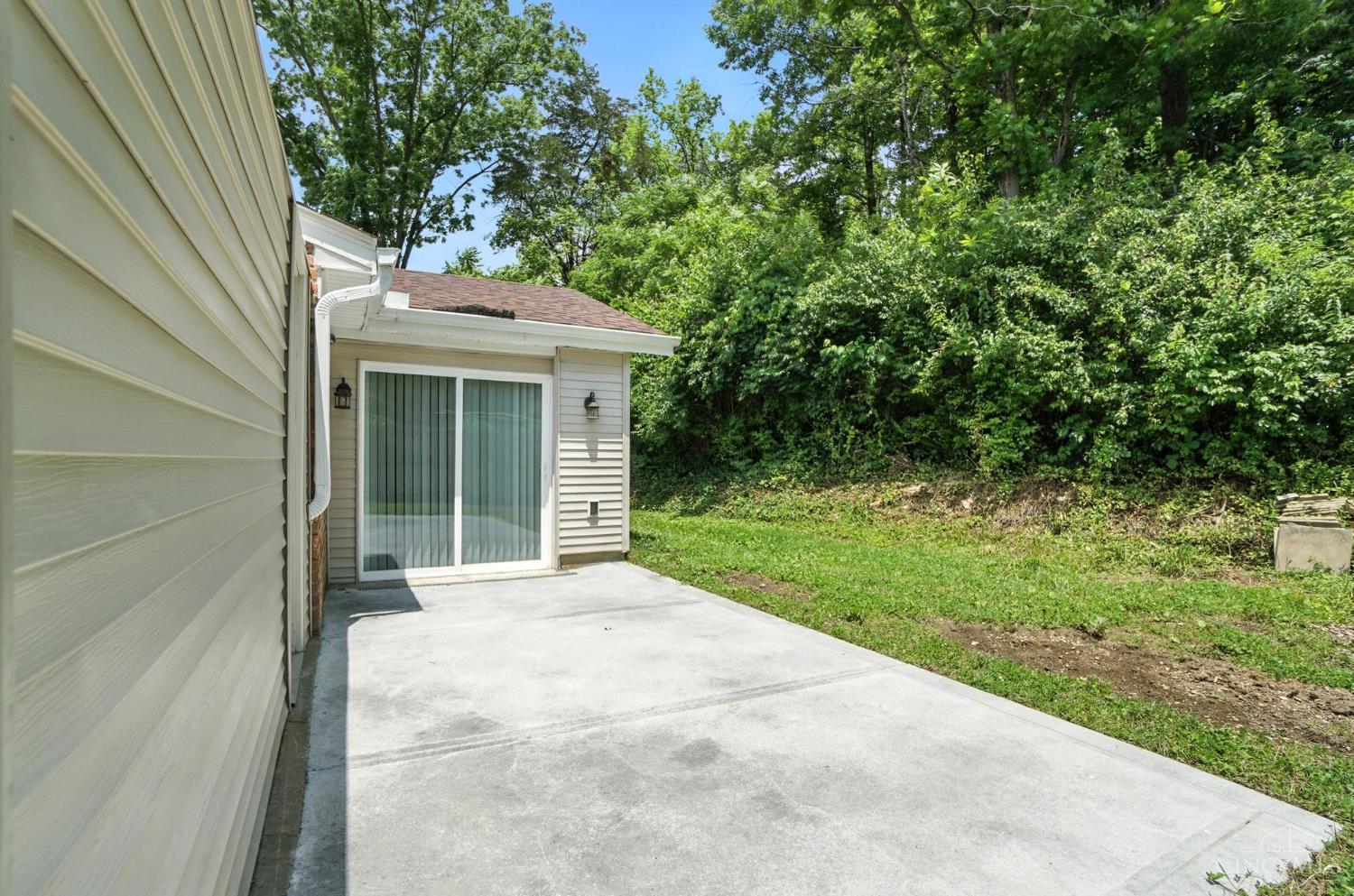 7104 Wesselman Road