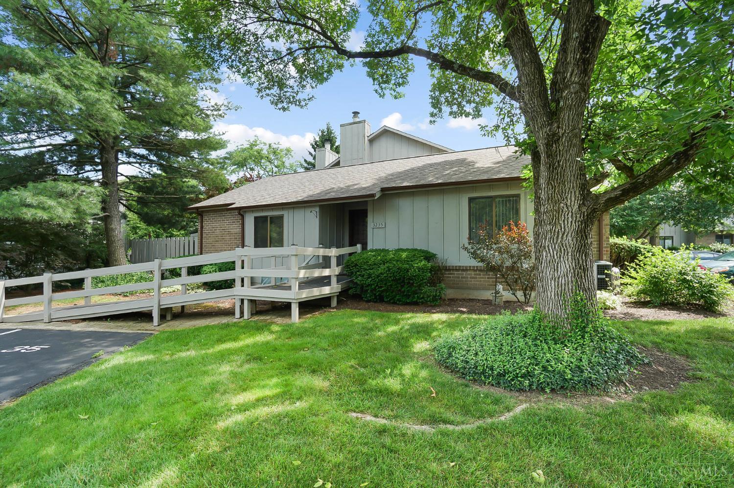 3235 Pebblebrook Lane 35