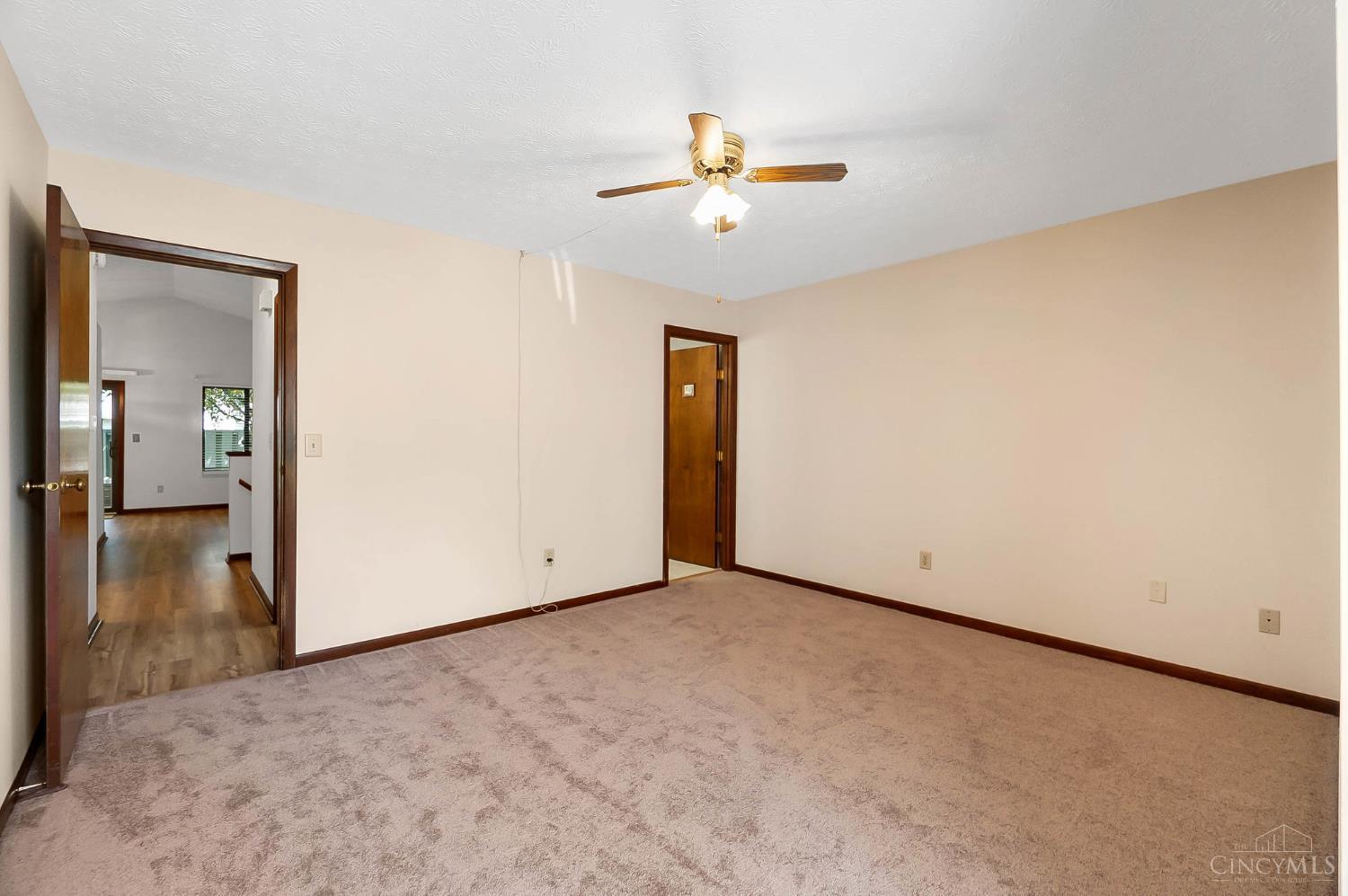 3235 Pebblebrook Lane 35