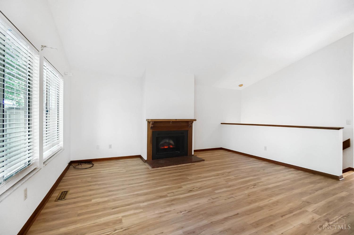 3235 Pebblebrook Lane 35