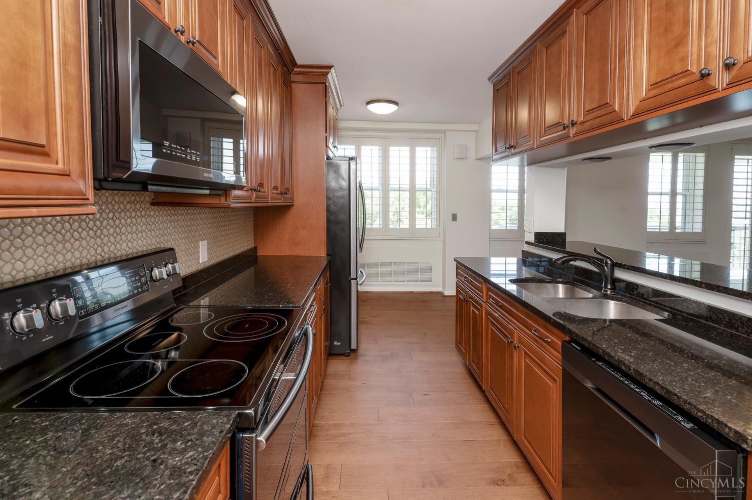 2444 Madison Road 708