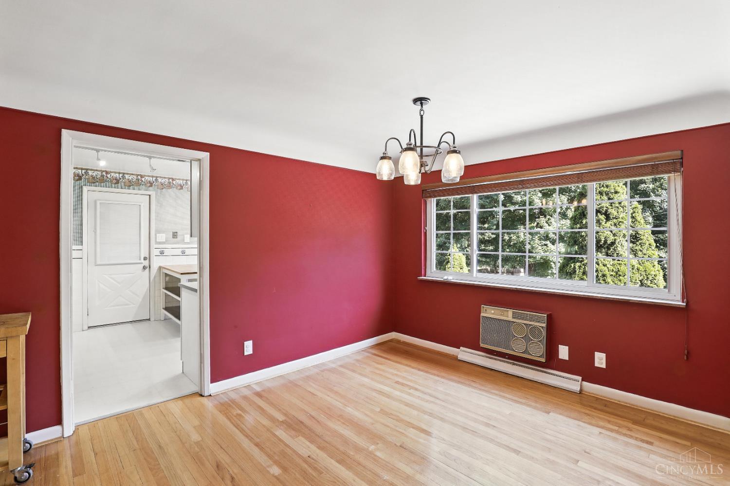 1006 Harbury Drive